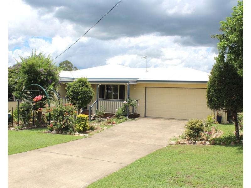 14 Abbotsford Street, Toogoolawah QLD 4313