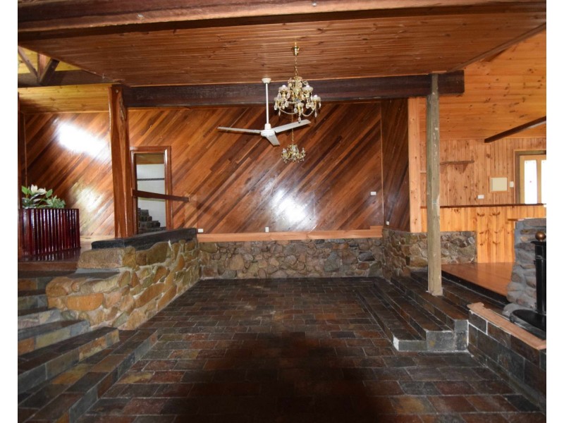 188 HIGHLAND Street, Esk QLD 4312