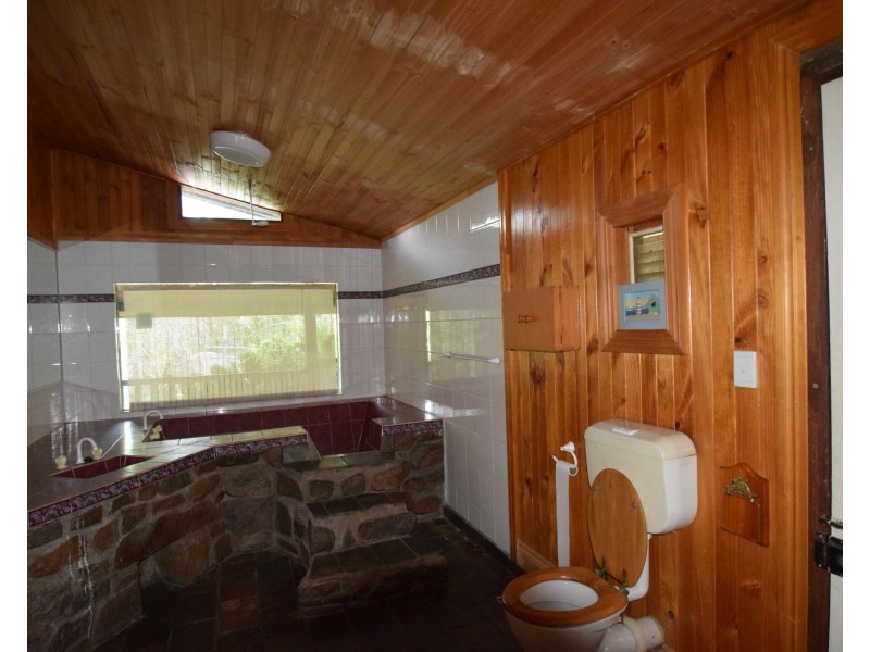 188 HIGHLAND Street, Esk QLD 4312