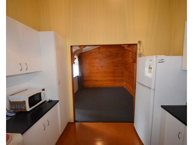 76 Dunlop Road, Esk QLD 4312