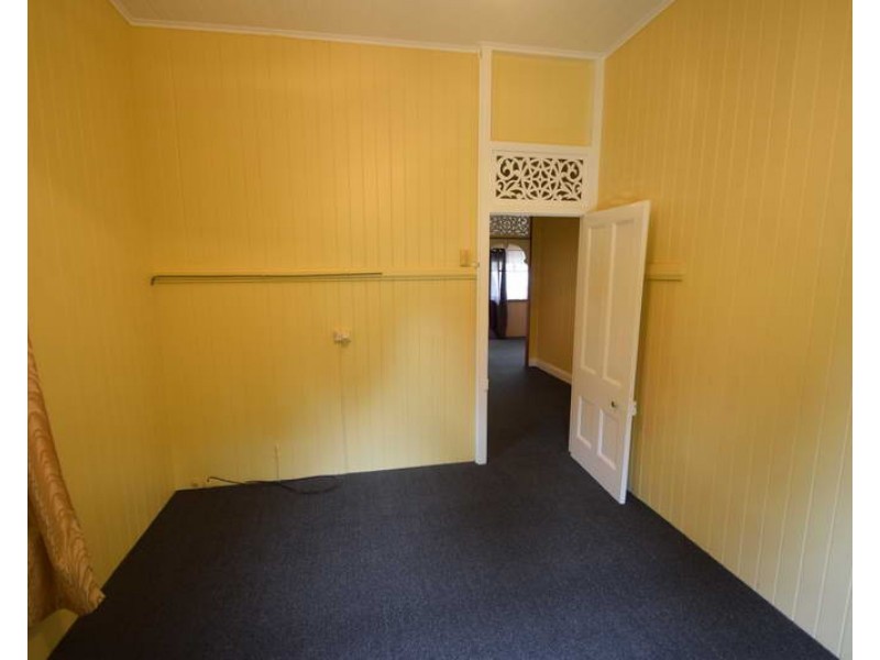 76 Dunlop Road, Esk QLD 4312