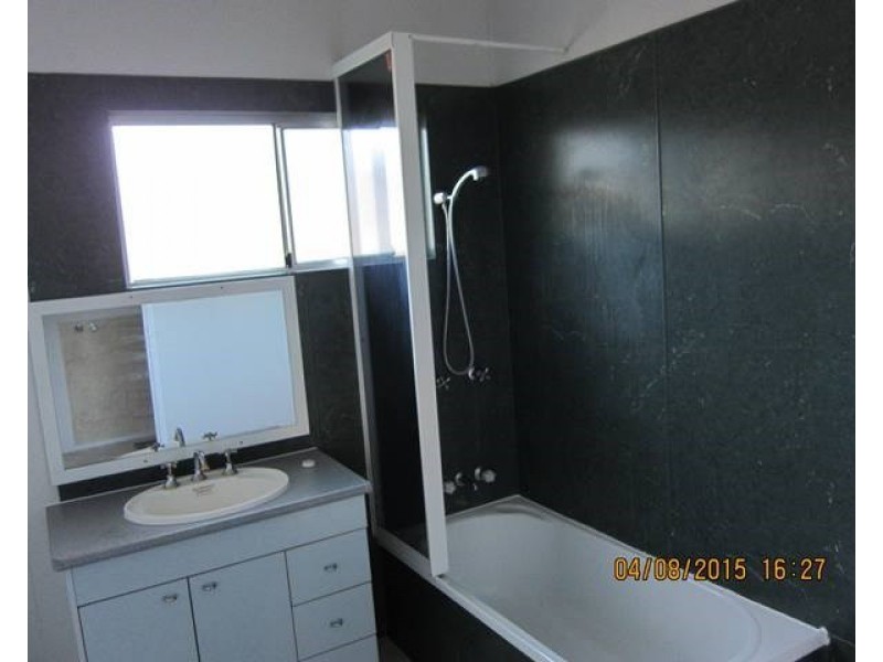 83 Fulham Street, Toogoolawah QLD 4313