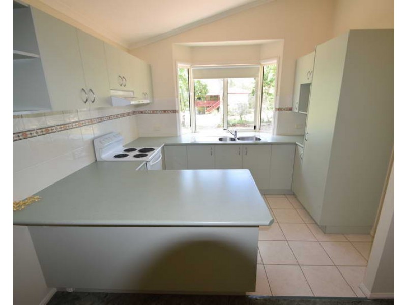 115 Cedar Avenue, Esk QLD 4312