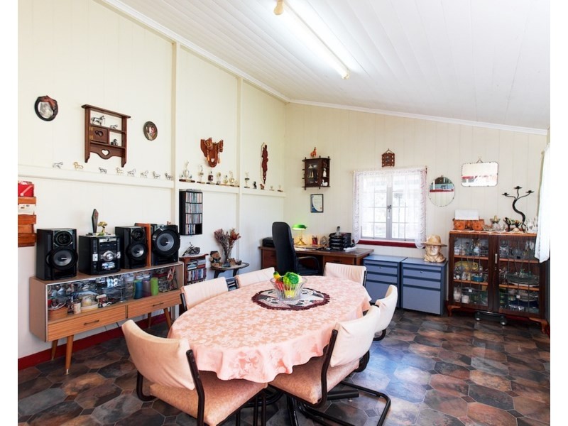 24 HASLINGDEN Road, Lockyer Waters QLD 4311