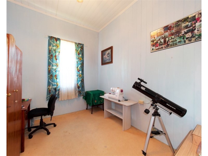 24 HASLINGDEN Road, Lockyer Waters QLD 4311