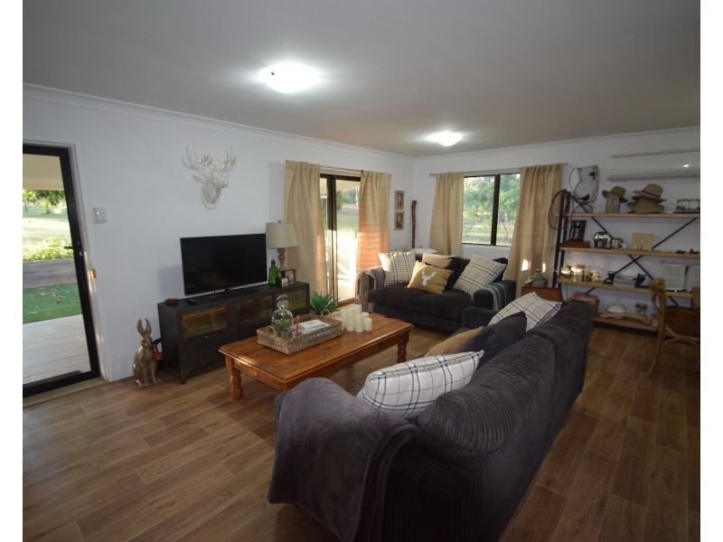 2670 Gatton Esk Road, Mount Hallen QLD 4312