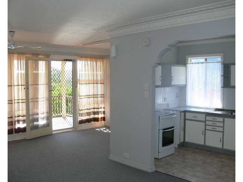 42 Barbour Street, Esk QLD 4312