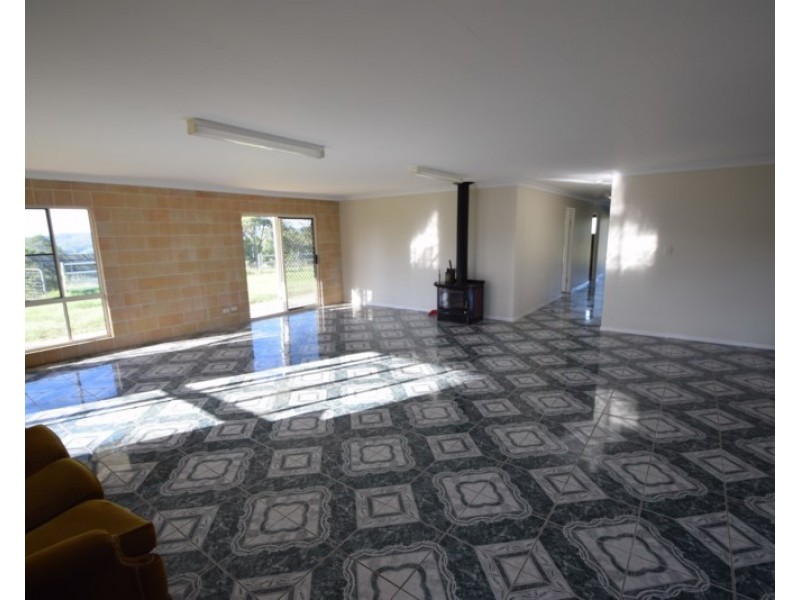 421 Brennan Road, Redbank Creek QLD 4312