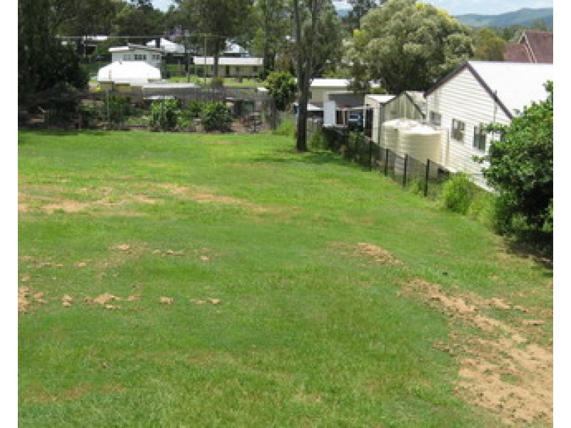 45 Fulham Street, Toogoolawah QLD 4313