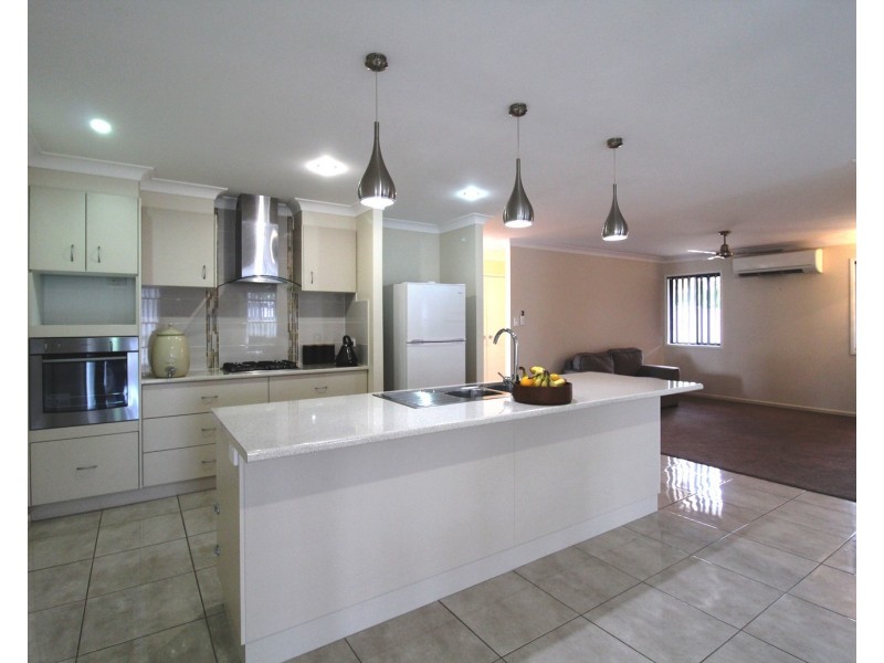 91 Fulham Street, Toogoolawah QLD 4313