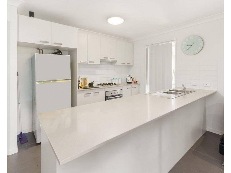 66 Honeywood Drive, Fernvale QLD 4306