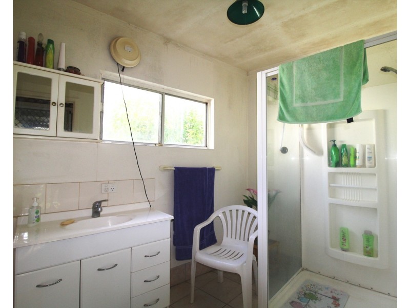 11-13 William Street, Linville QLD 4306