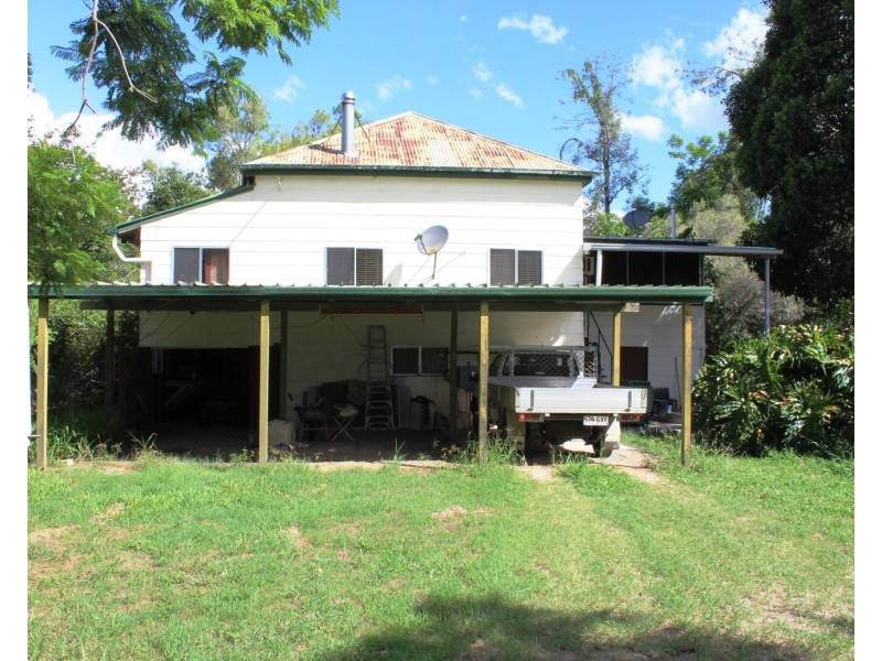 11-13 William Street, Linville QLD 4306