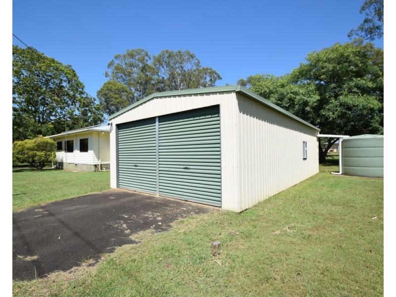 13 Wattle Street, Esk QLD 4312
