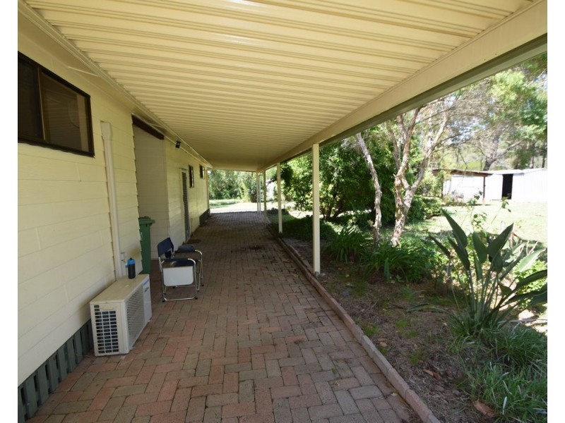 13 Wattle Street, Esk QLD 4312