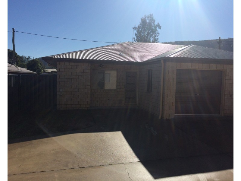 2/67 East Street, Esk QLD 4312