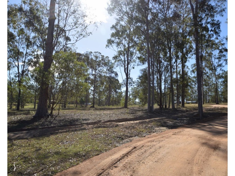 190 Edinburgh Drive, Mount Hallen QLD 4312