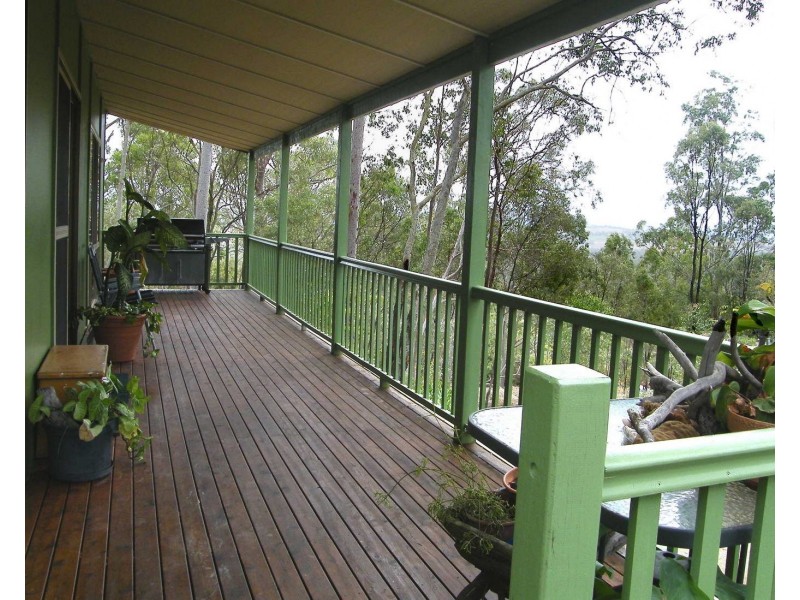 183 Pine Crescent, Esk QLD 4312