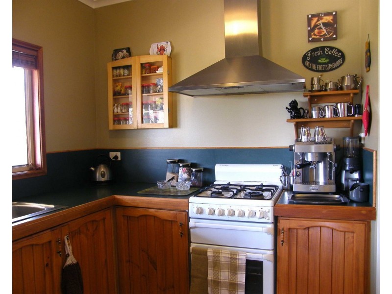 183 Pine Crescent, Esk QLD 4312