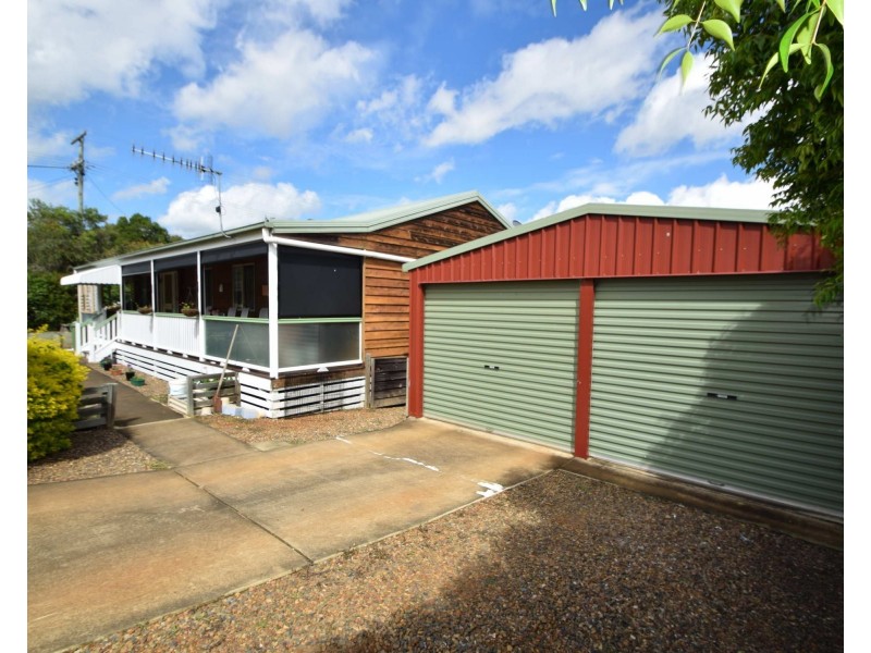 1 Kelly Court, Esk QLD 4312
