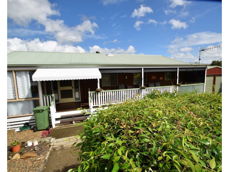 1 Kelly Court, Esk QLD 4312