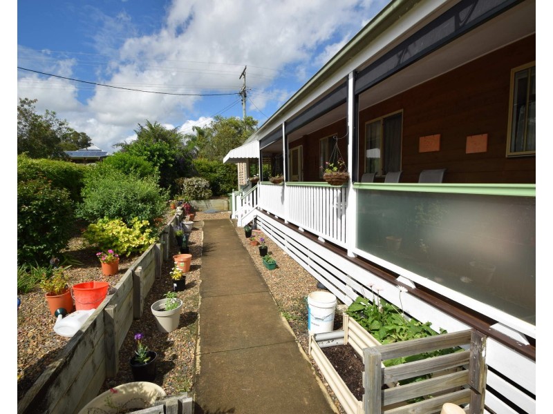 1 Kelly Court, Esk QLD 4312