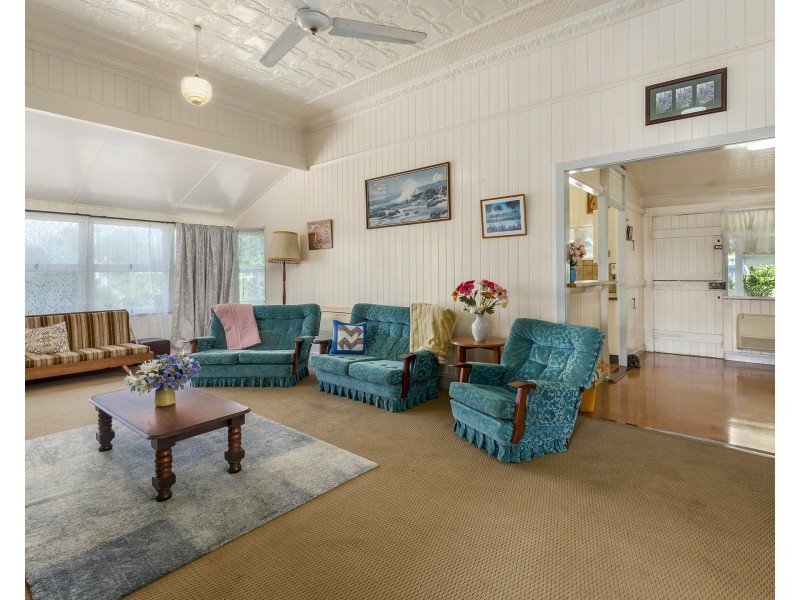 15 Drem Street, Toogoolawah QLD 4313