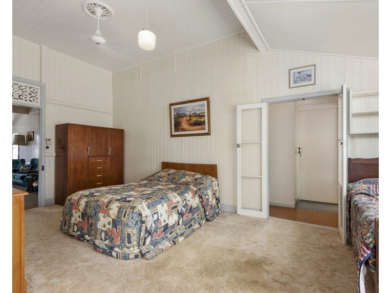 15 Drem Street, Toogoolawah QLD 4313