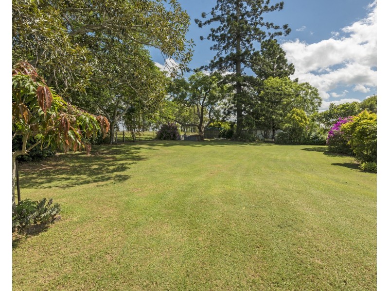 15 Drem Street, Toogoolawah QLD 4313