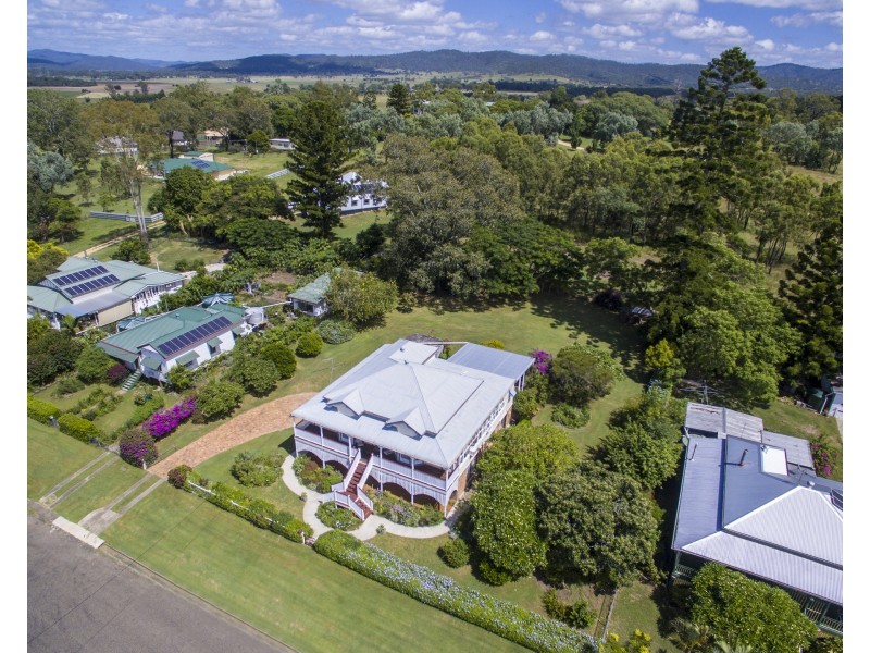 15 Drem Street, Toogoolawah QLD 4313