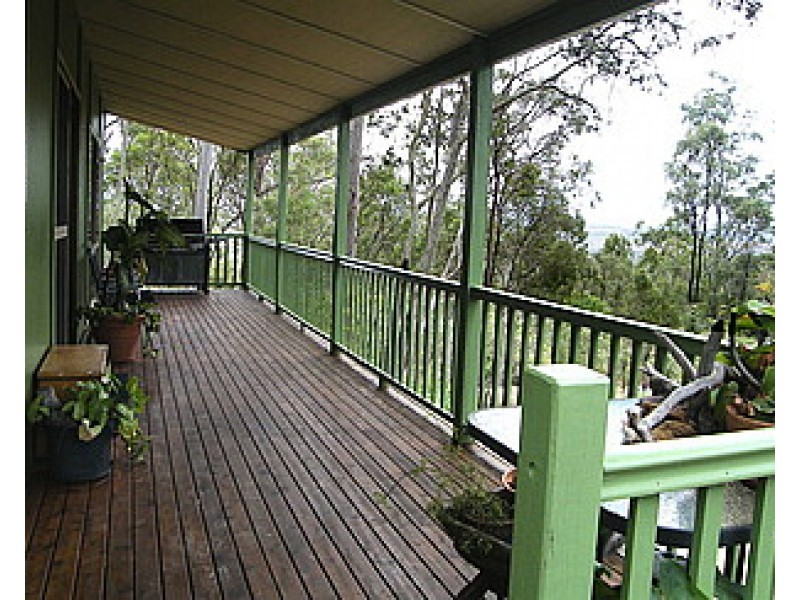 183 Pine Crescent, Esk QLD 4312