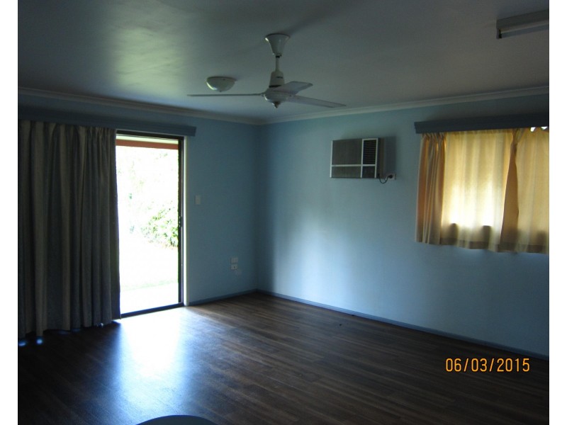 11 Mangerton Street, Toogoolawah QLD 4313