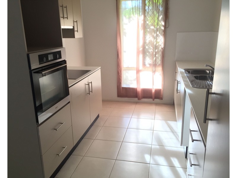 Unit 4/17 Francis Terrace, Esk QLD 4312