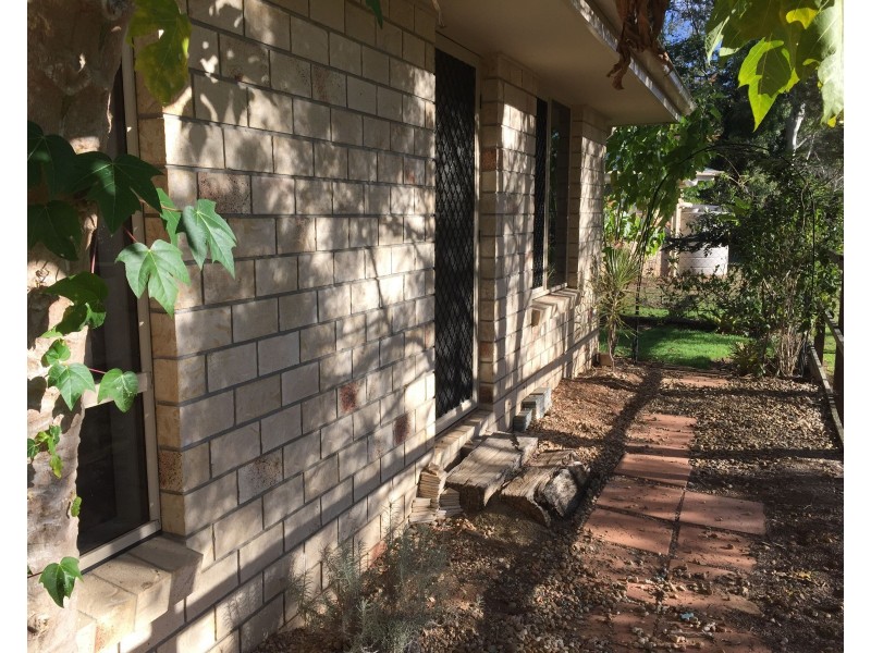 Unit 4/17 Francis Terrace, Esk QLD 4312