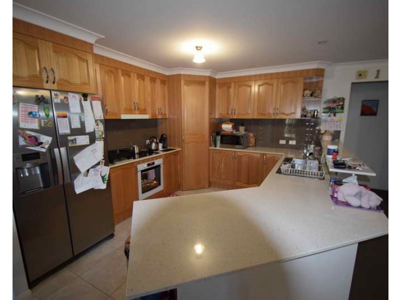 123 Cedar Avenue, Esk QLD 4312