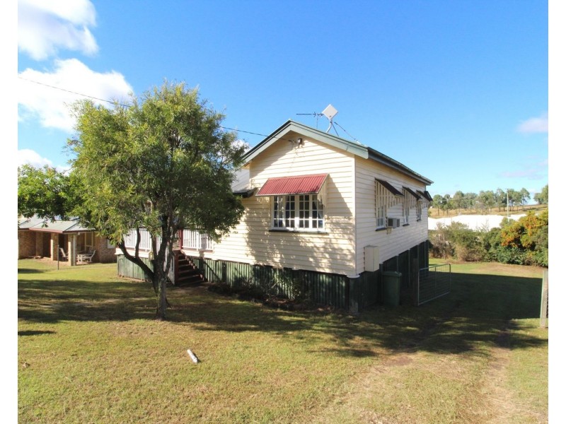 92 Eskdale Road, Toogoolawah QLD 4313