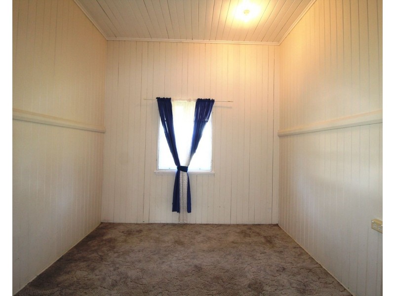 92 Eskdale Road, Toogoolawah QLD 4313