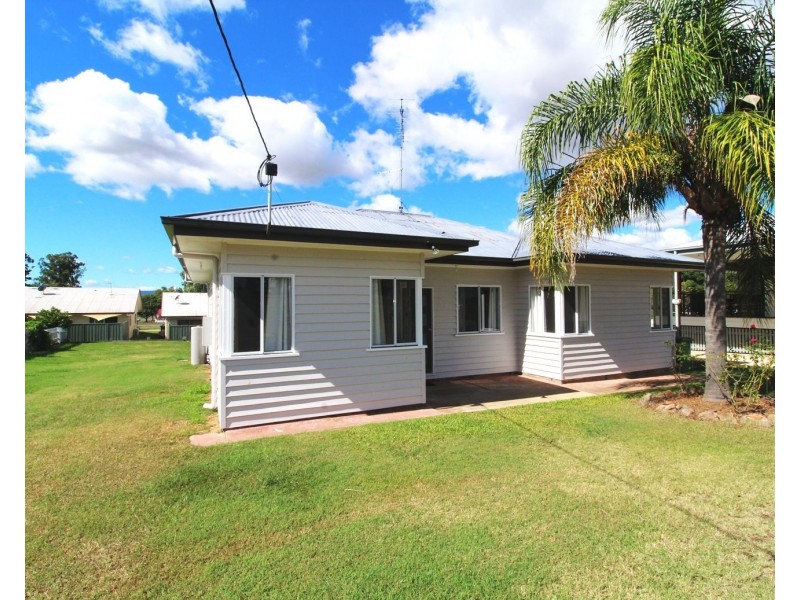 10 Factory Road, Toogoolawah QLD 4313