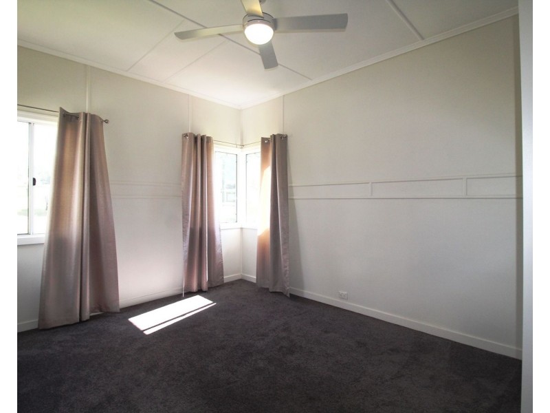 10 Factory Road, Toogoolawah QLD 4313
