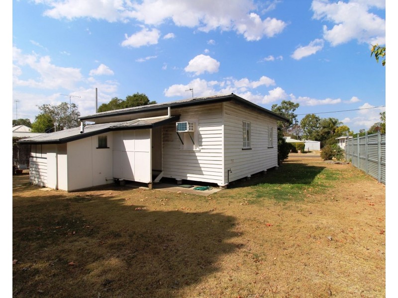 51 Charles Street, Toogoolawah QLD 4313