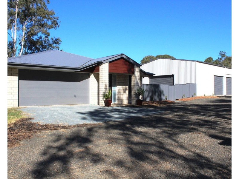 11 Wattle Street, Esk QLD 4312