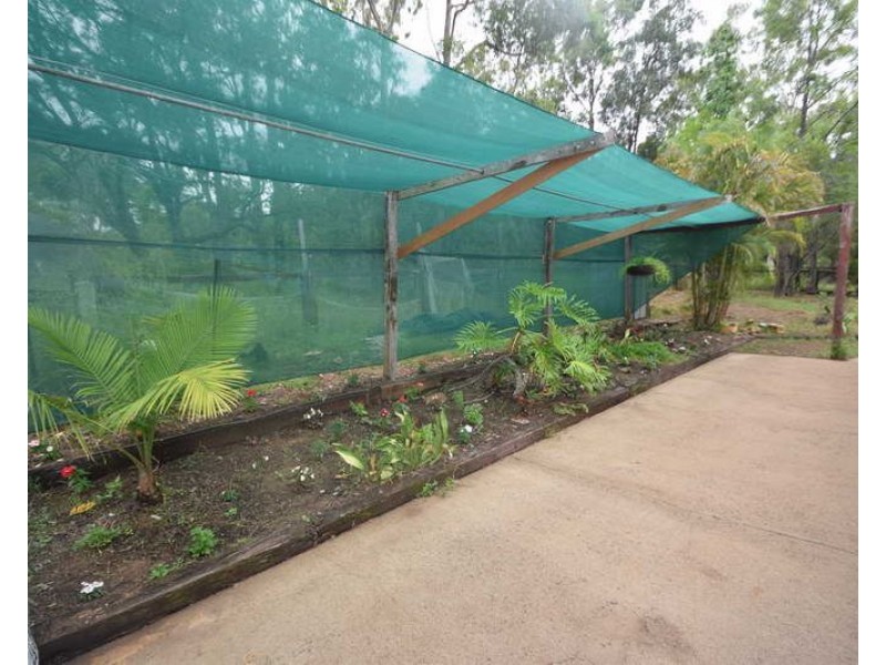 76 Dunlop Road, Esk QLD 4312