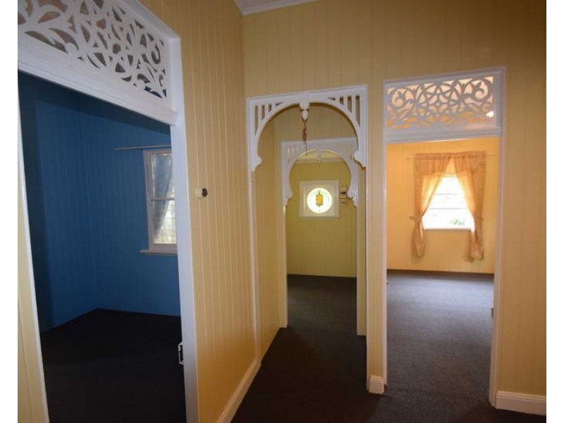 76 Dunlop Road, Esk QLD 4312