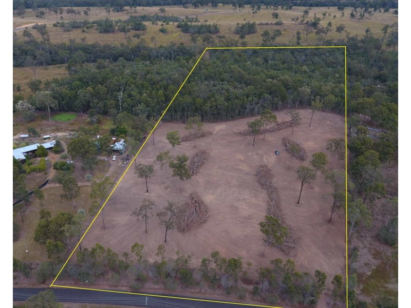 40 Nottingham Drive, Mount Hallen QLD 4312