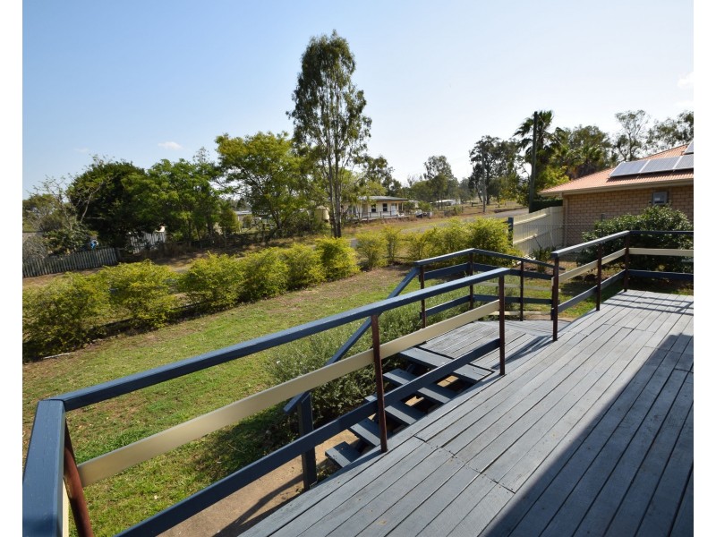19 Mary Street, Toogoolawah QLD 4313