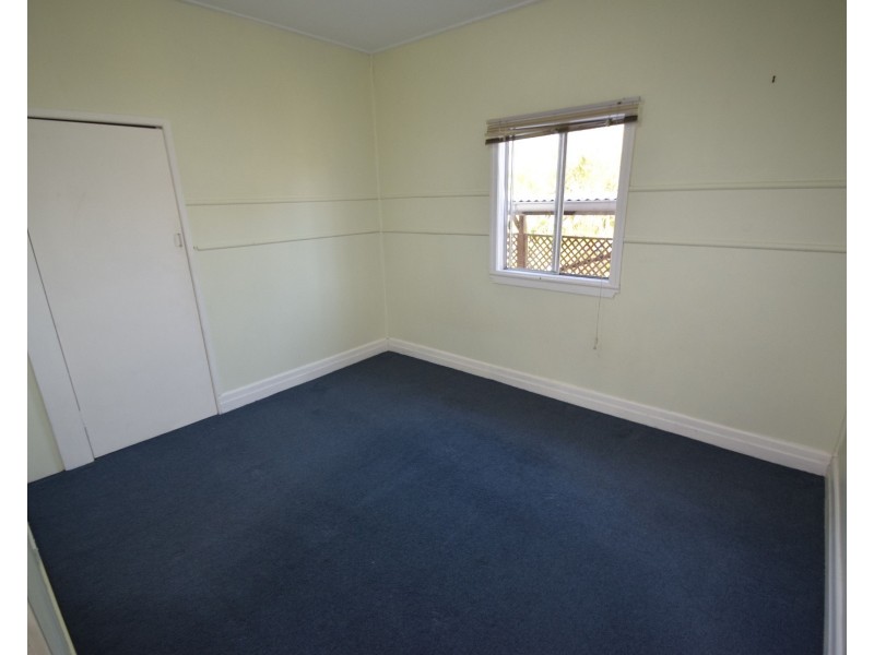 19 Mary Street, Toogoolawah QLD 4313