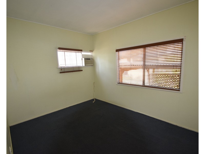 19 Mary Street, Toogoolawah QLD 4313