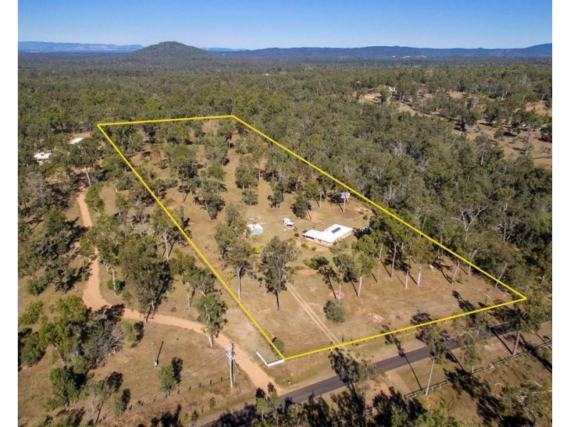 16 Gloucester Court, Mount Hallen QLD 4312