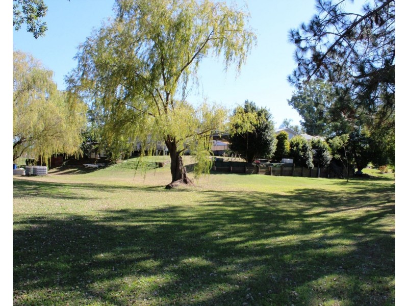 7128 Brisbane Valley Highway, Toogoolawah QLD 4313