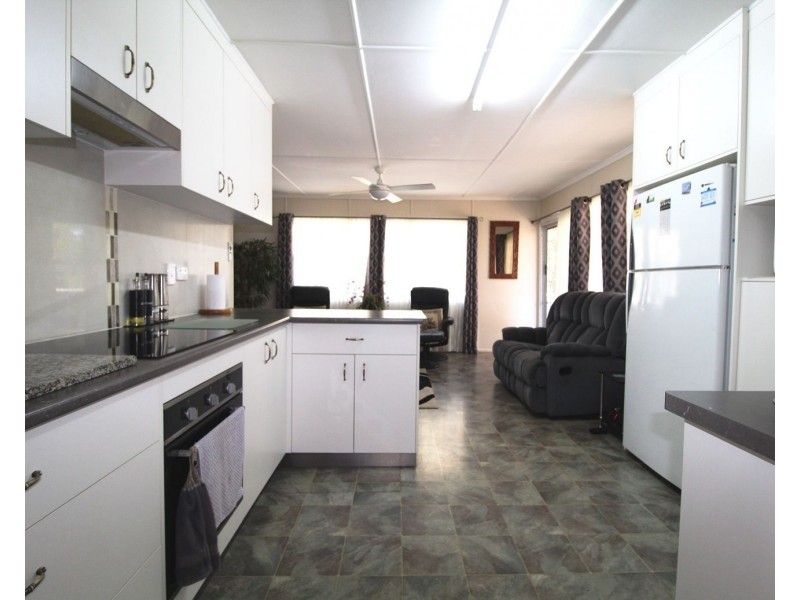 7128 Brisbane Valley Highway, Toogoolawah QLD 4313